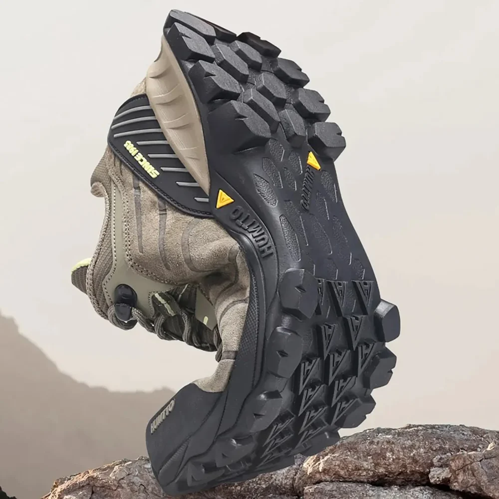 Giày leo núi nam cổ thấp Humtto Hiking Shoes 140121A-1