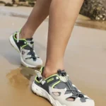 Giày dép đi biển