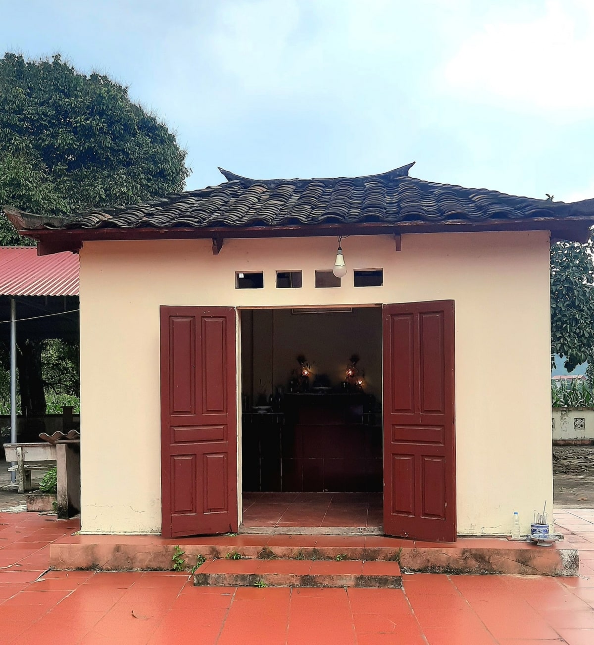 Khu di tích lịch sử đình Pò Háng